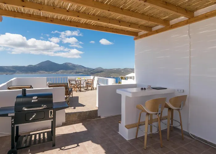 Sunset In Apartamento Plaka (Milos)